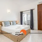 #245 Harpista Pool & Luxury البوفيرا